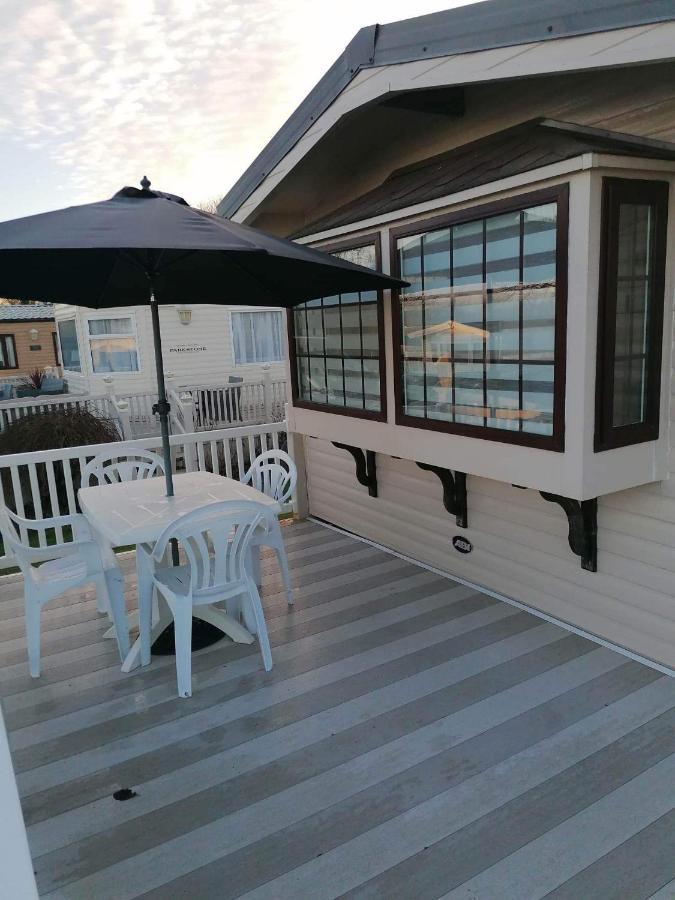 Cornwall Cornwall-Chapmanswell Caravan Holiday Park A30 B&B Bed And Breakfast #41 朗斯顿 外观 照片